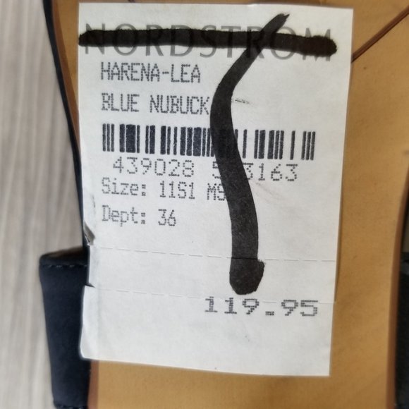 Halogen Criss Cross Strap Block Heel Sandals, Navy Suede, Womens Size 11 M - Picture 12 of 13